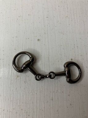 EQUESTRIAN D Ring Snaffle Bit Scarf Slide Gunmetal Accessory